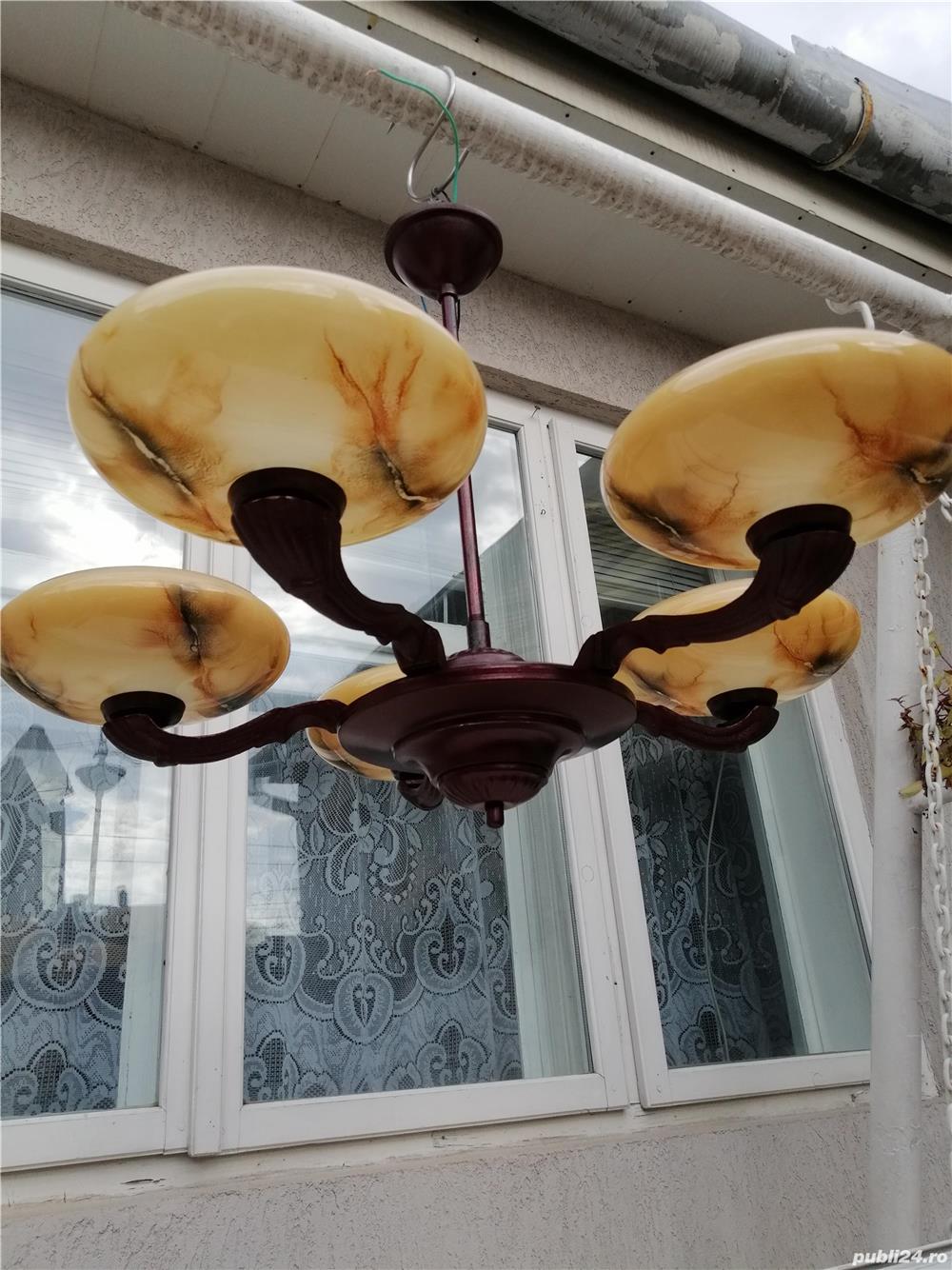 Lustre pentru sufragerie cu 5 respectiv 3 brațe 