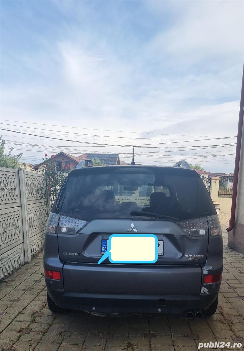 Mitsubishi Outlander 