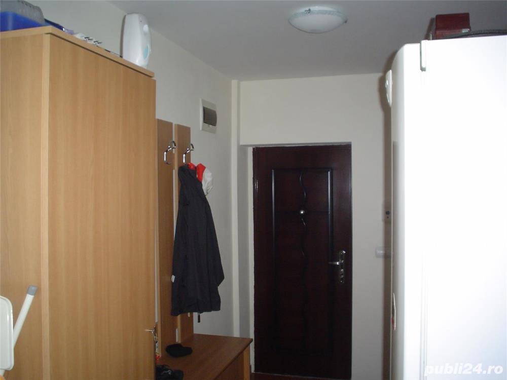 Vând apartament 3 camere, Bistrița.
