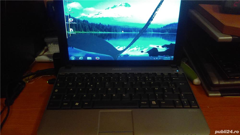 Laptop Medion akoya 10.1 functional, crapat, spart