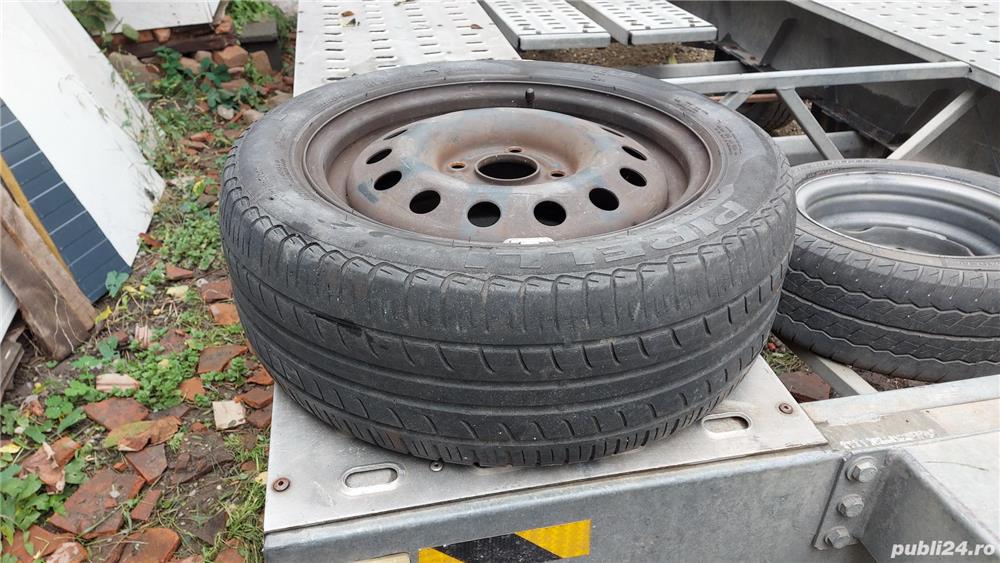 Roata rezerva in 4 prezoane pentru Ford