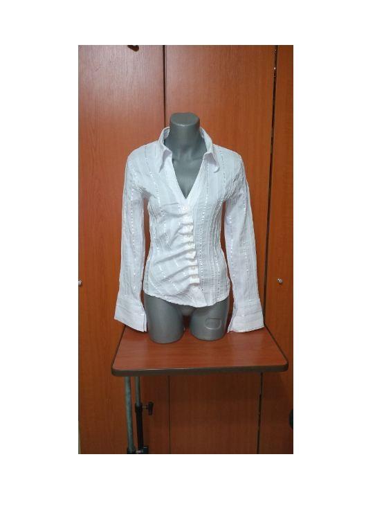 Camasa Dama, alba deosebita, decoltata si cambrata, maneci lungi