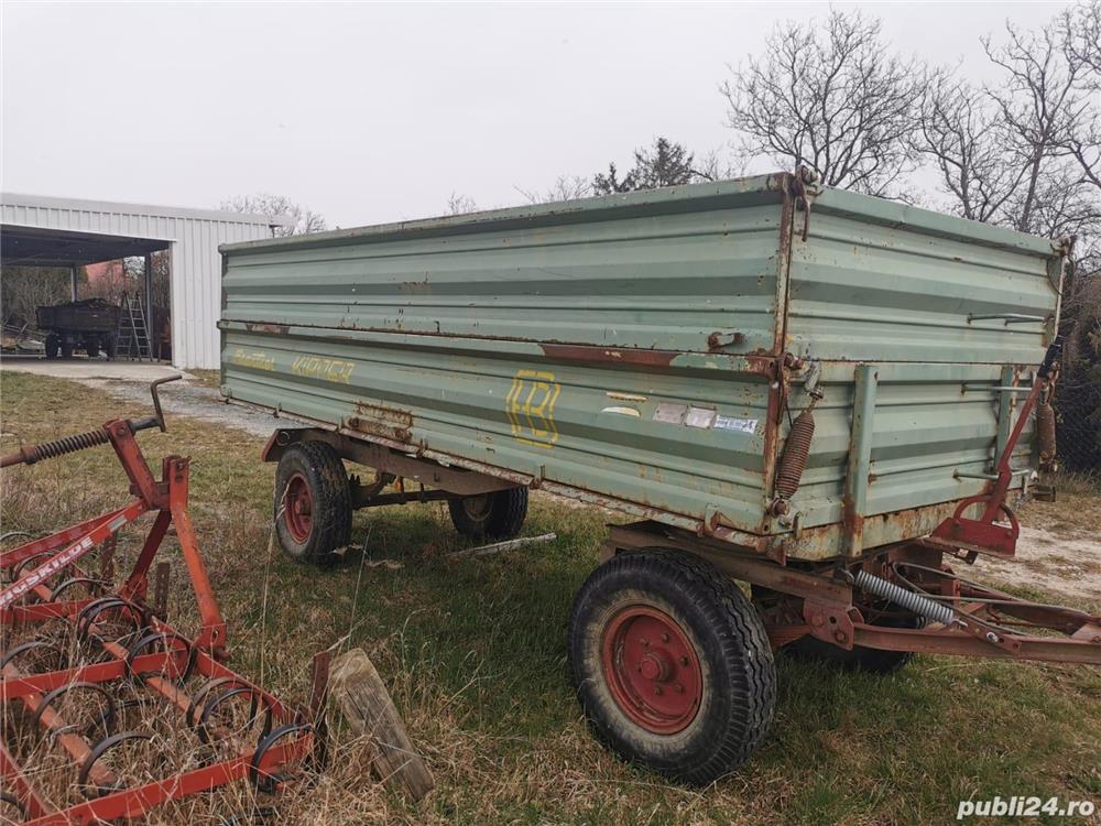 Remorcă basculabilă Brantner