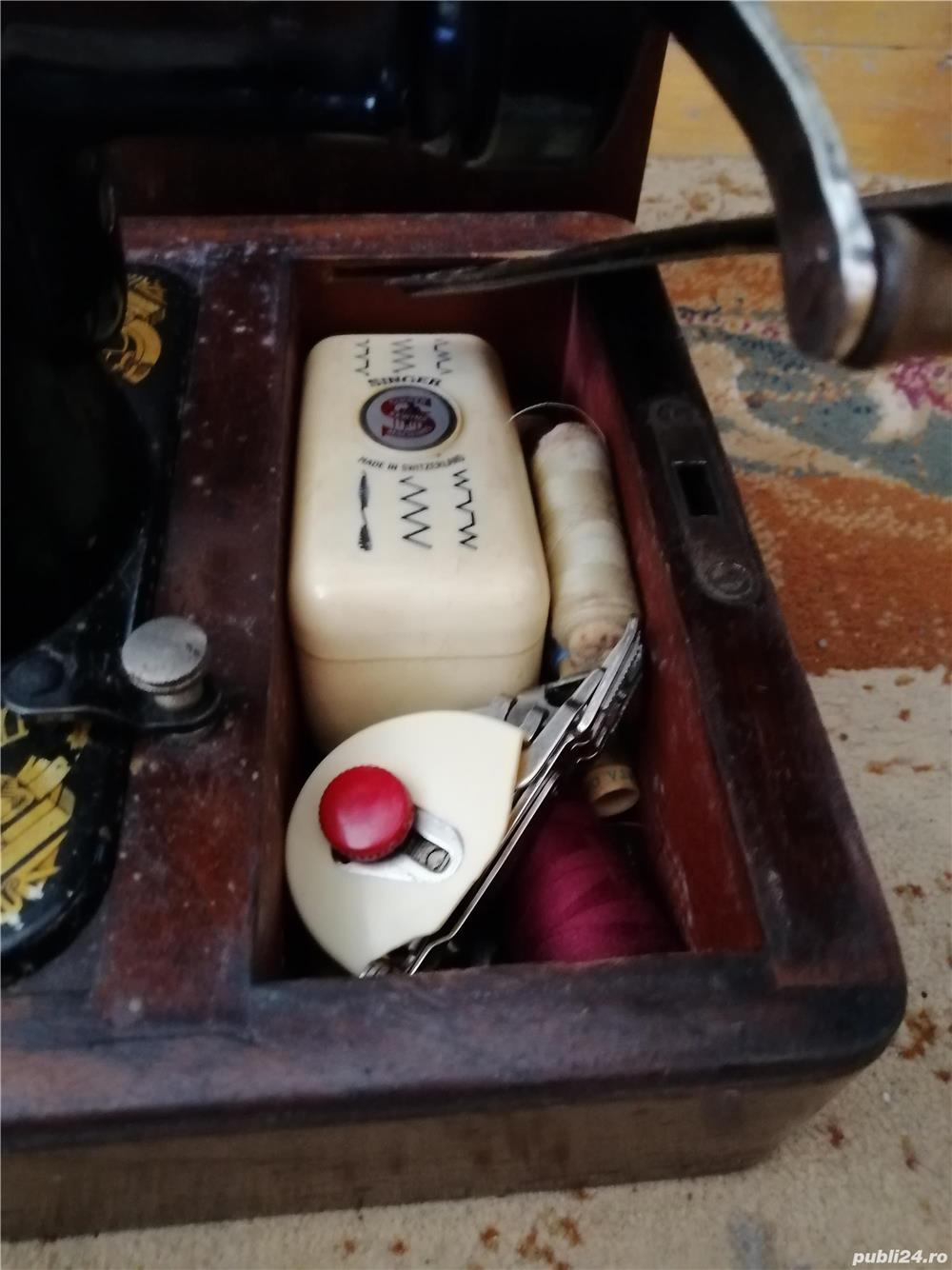 Mașină de cusut manuala Singer, an 1926