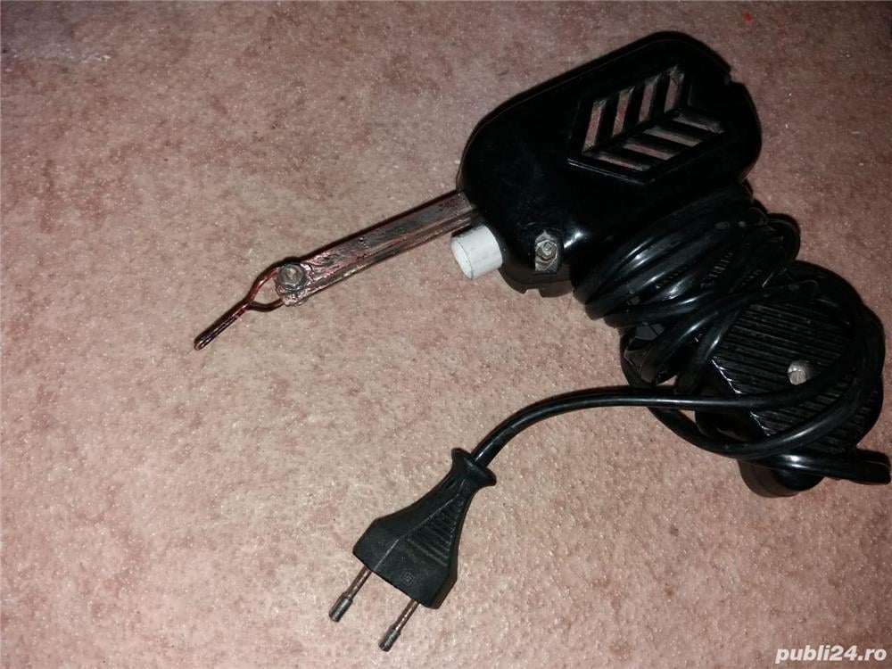 Pistol de lipit letcon comunist Radio Progres 100W