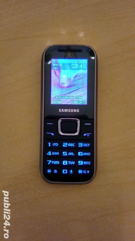 Telefon Samsung GT-E1230