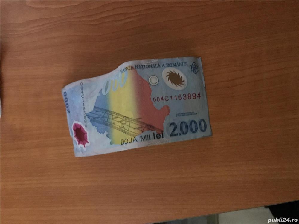 Vand bacnota 2000 lei cu eclipsa
