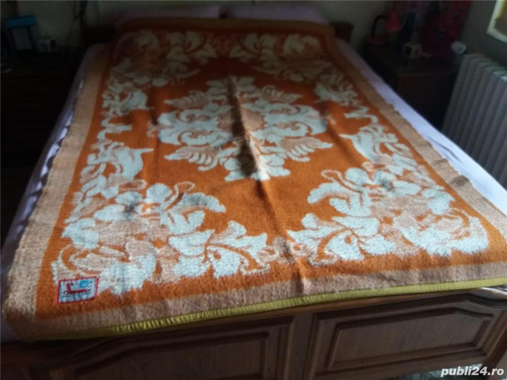 Plapuma de lana , patura lana , cuvertura matase , cerga lana taraneasca