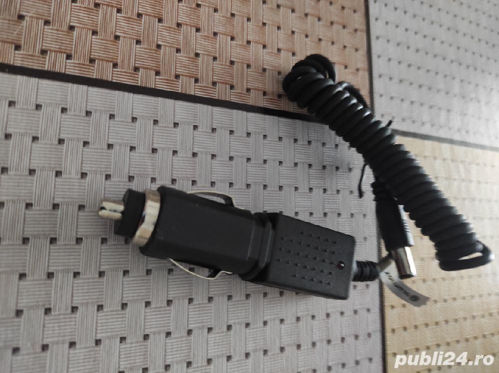 încărcător auto telefon