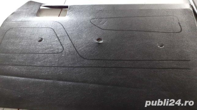 Panouri usi Dacia 1300
