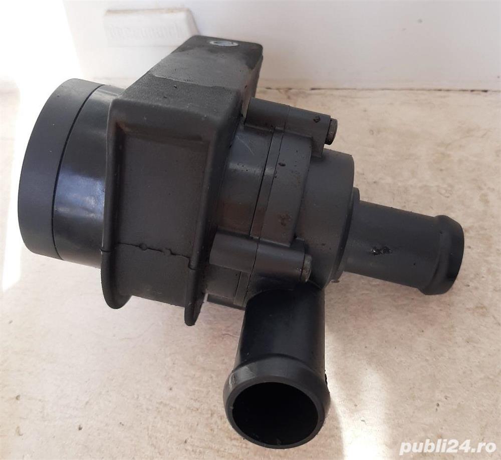 Pompă apa auto Tiguan 2010 SUV