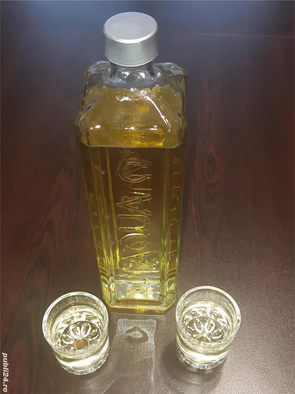 Vând țuică și  pălincă de prună 