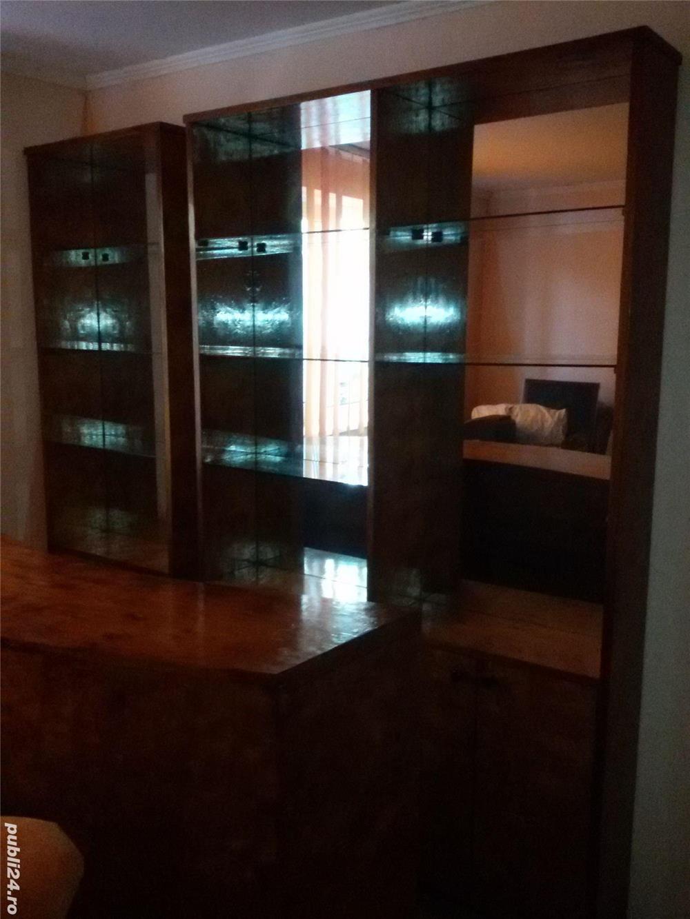 Bar din lemn masiv pentru living