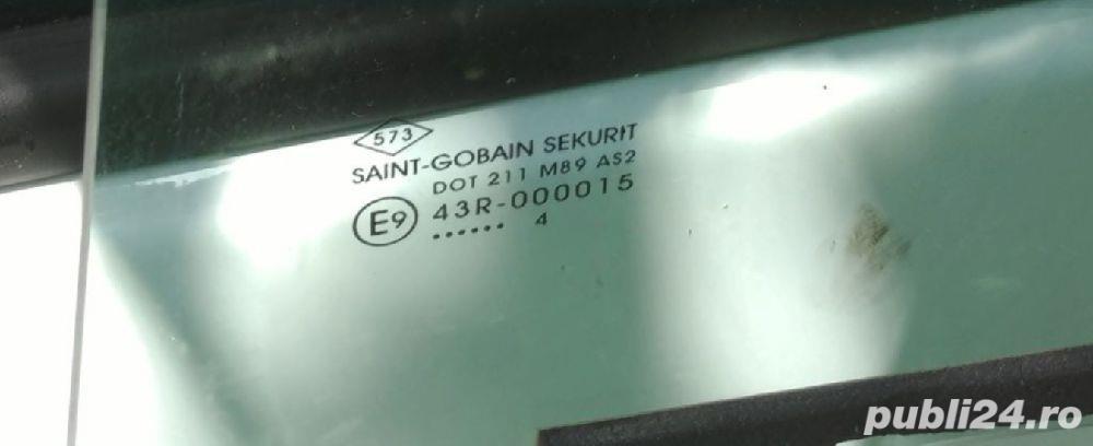 Geam lateral stânga spate #Lodgy