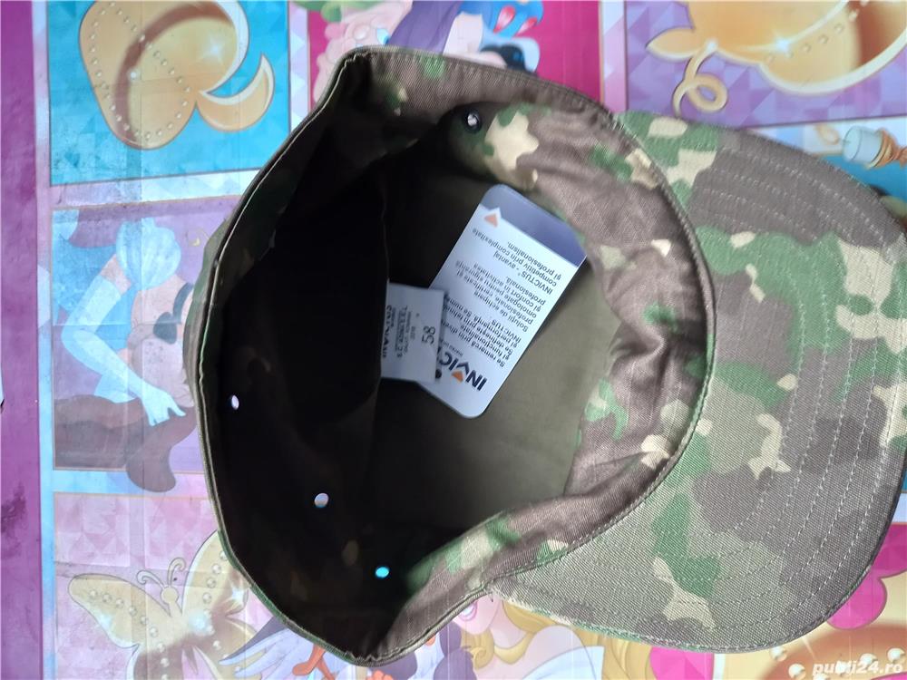 Vând capelă camuflaj 