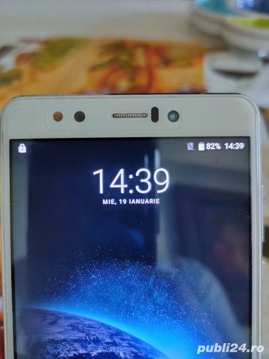 Vand smartphone Homtom HT10