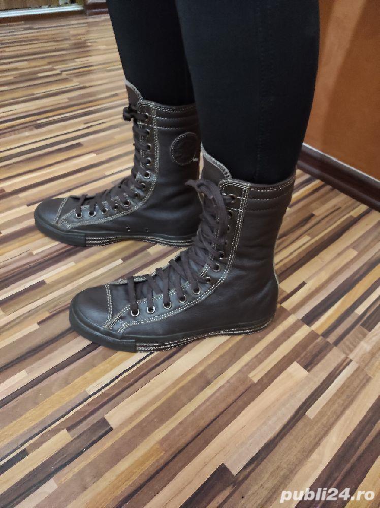 Teneși Converse, originali,mărimea 40/40,5(25,5 cm)