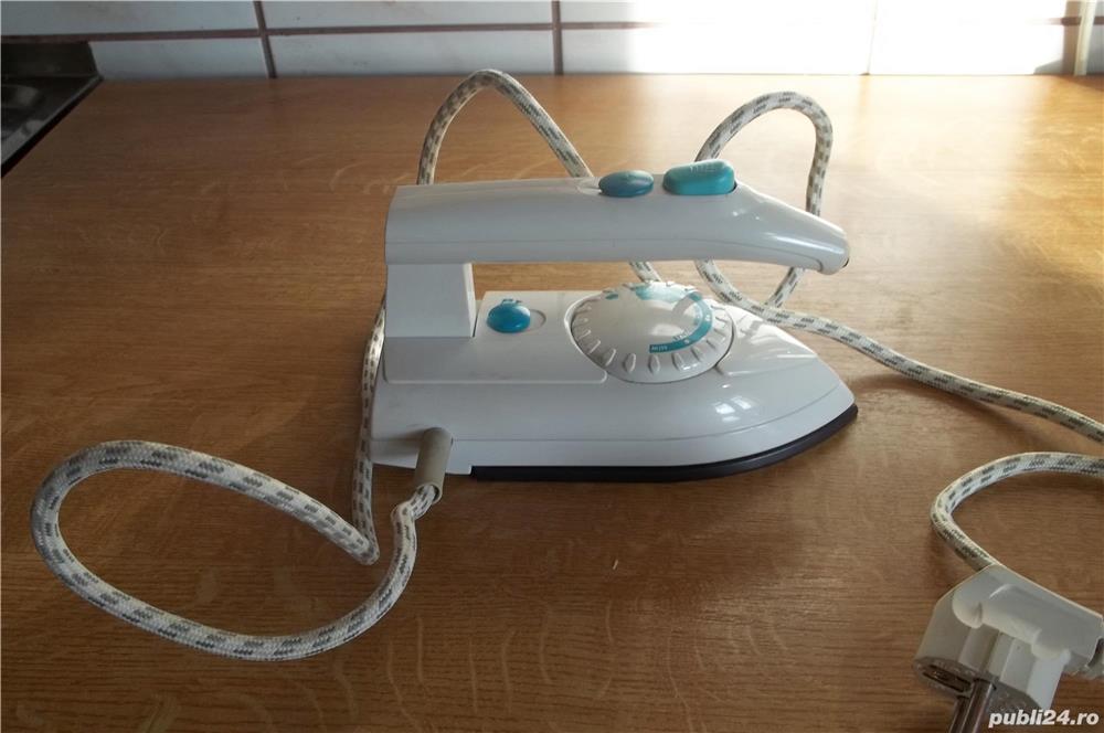 Fier de calcat Moulinex