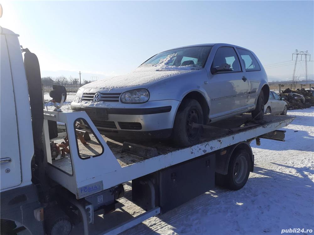 Dezmembrez volkswagen golf 4 1.4 i an 2001 