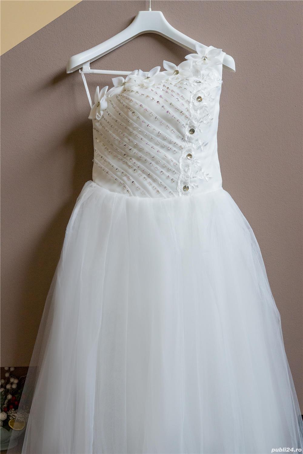 Rochie de mireasa - Noua !!! + Cadou Cosulet petale din tafta - Alessia