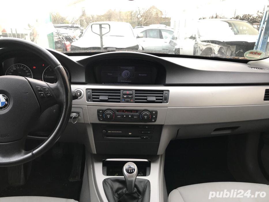 Dezmembrez BMW E90 320d