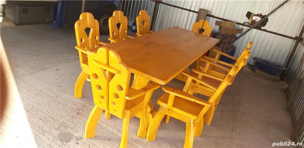 Masa cu scaune
