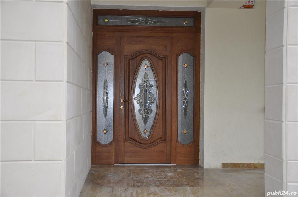 Angajam tamplar lemn