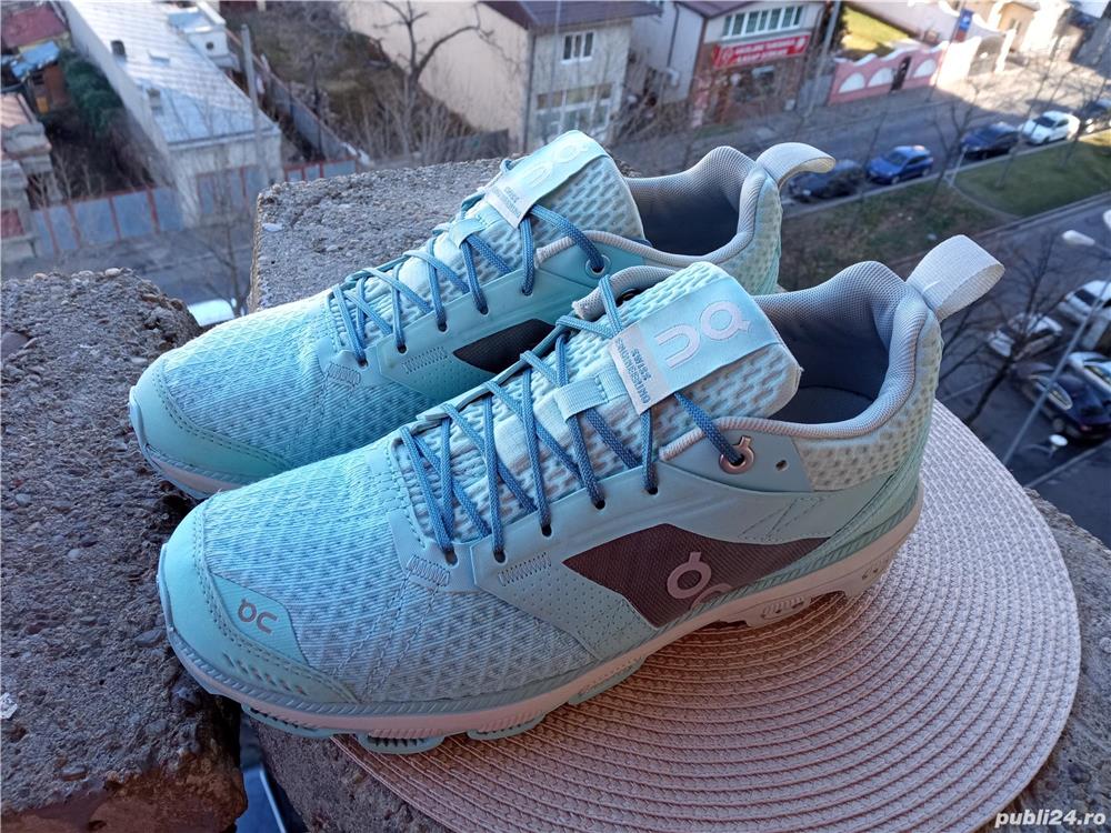 Adidasi Swiss Engineering, mar.38, UK 5 (24.2 cm) made in Vietnam.