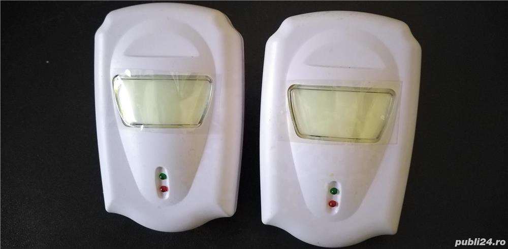 2 aparate pentru indepartarea rozatoarelor si gindaci