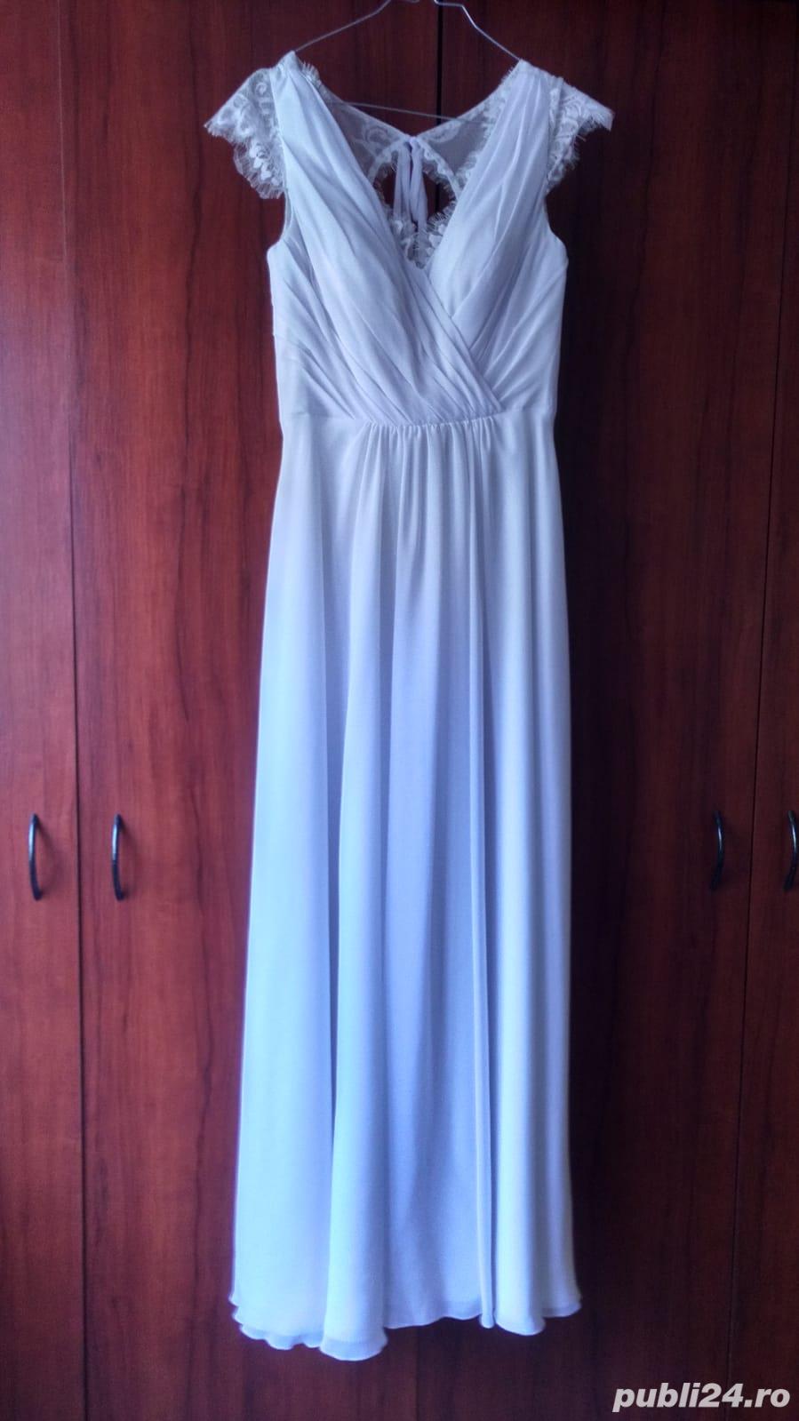 Vand rochie de mireasa