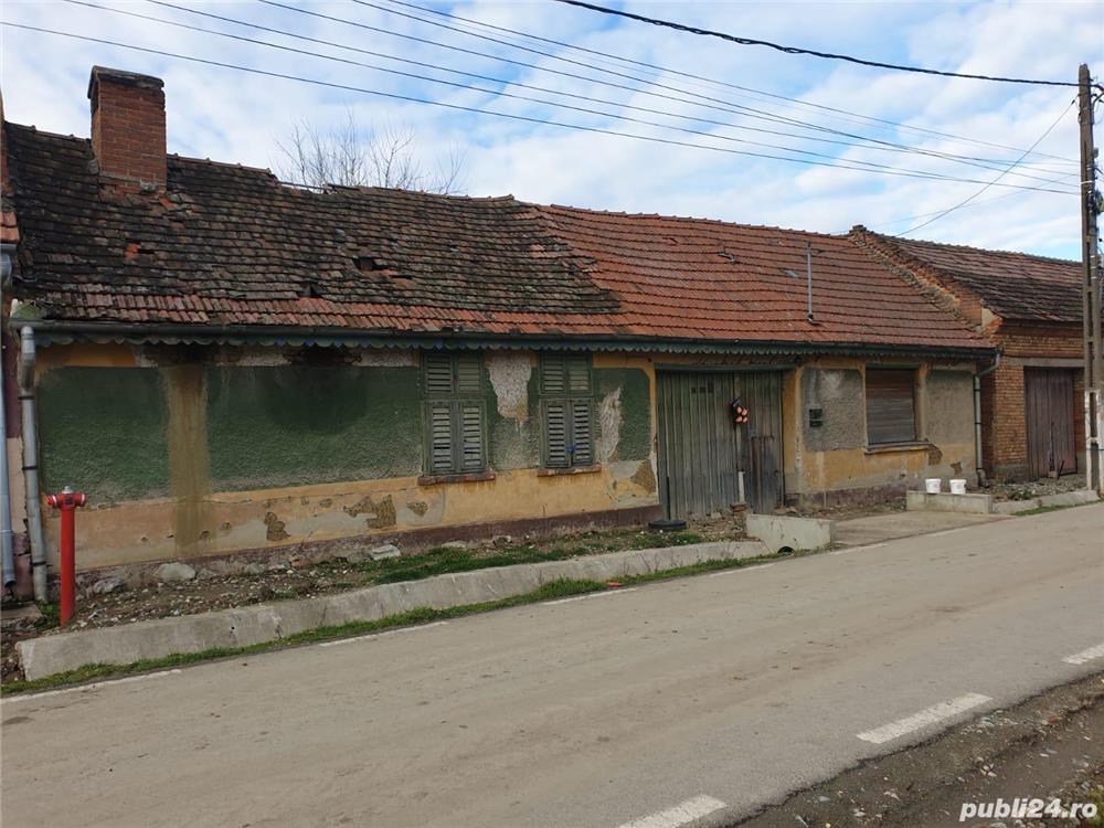 Casă de vânzare in comuna Ciuchici