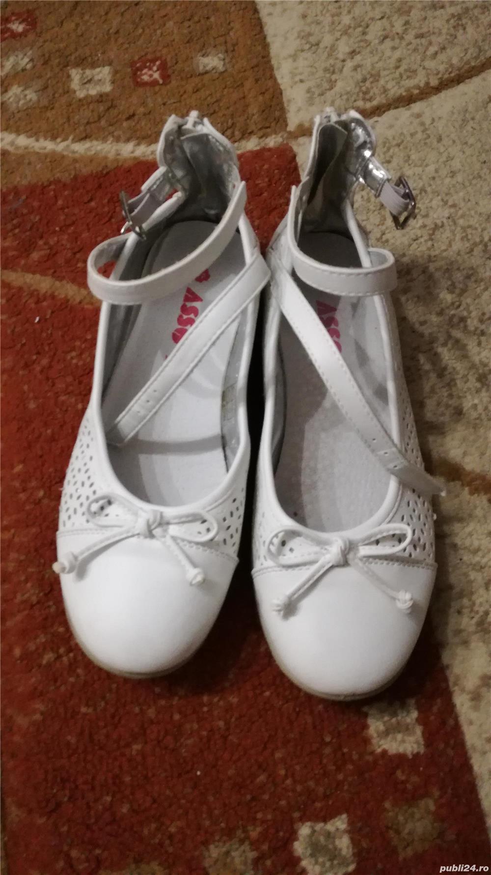 Pantofi fete piele naturala