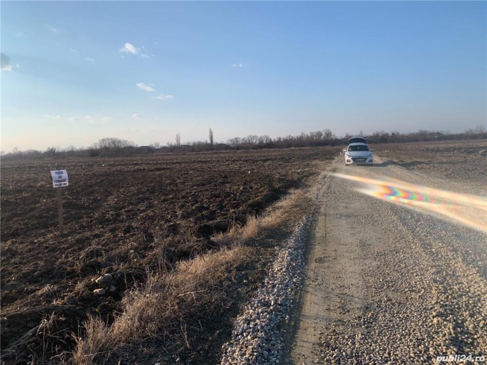 Vând teren intravilan 