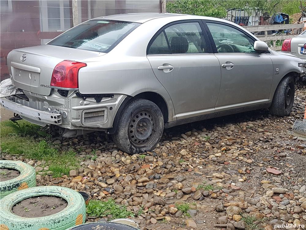 Piese dezmembrez Toyota Avensis t25 2.0 d4d
