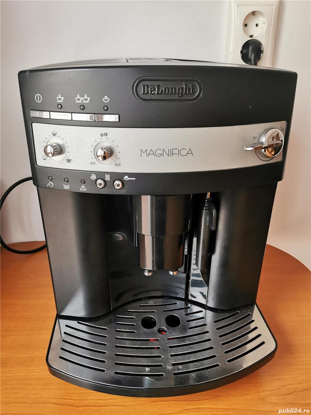 Espressor Delonghi