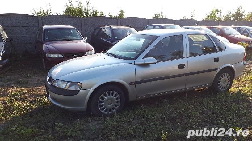 Dezmembrez Opel Vectra B 1,6-16v si 1,8-16v ECOTEC