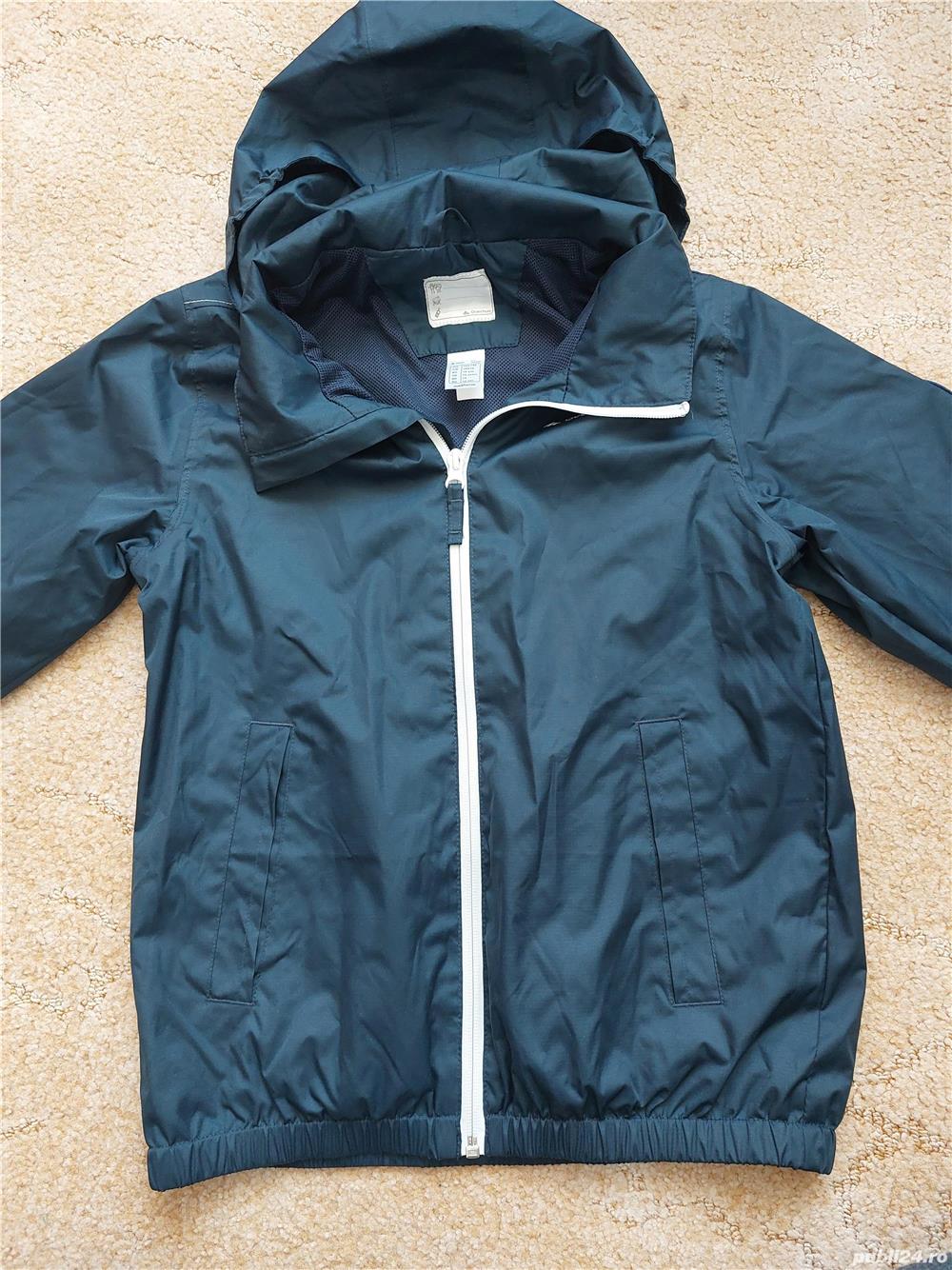 Impermeabila neagra copii 12 ani