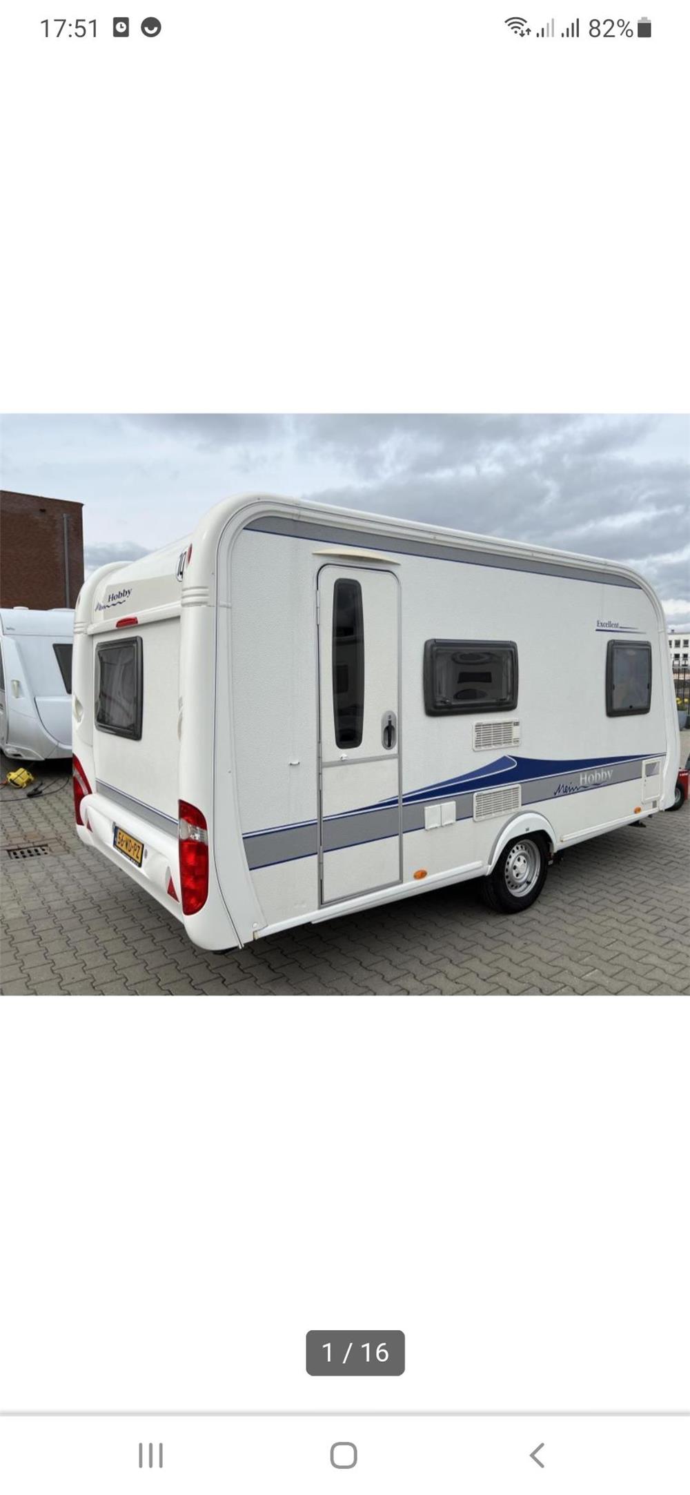 Vând rulota Hobby model 2010