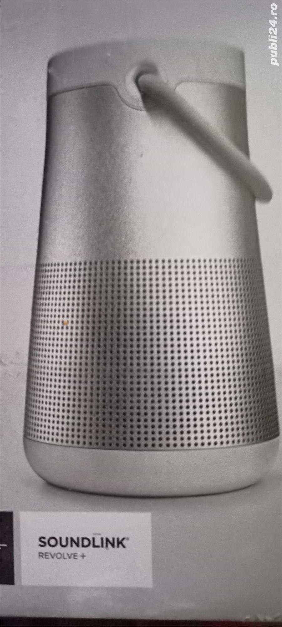 Vând boxă portabilă Bose Soundlink Revolve +