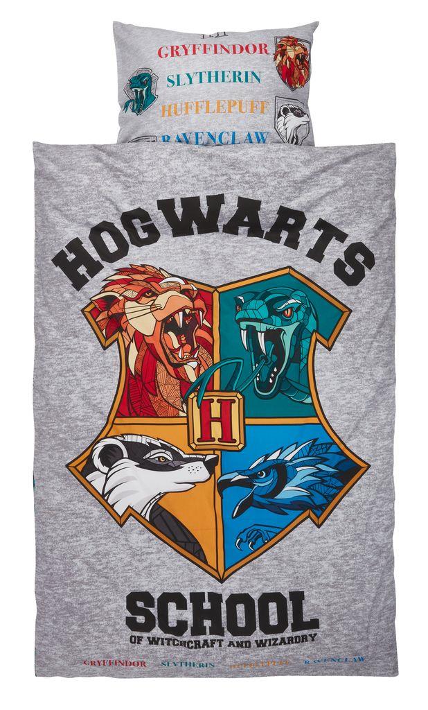 Vand Set Lenjerie Hogwarts Harry Potter, Husa de Plapuma si Perna NOU Pret 149 Lei