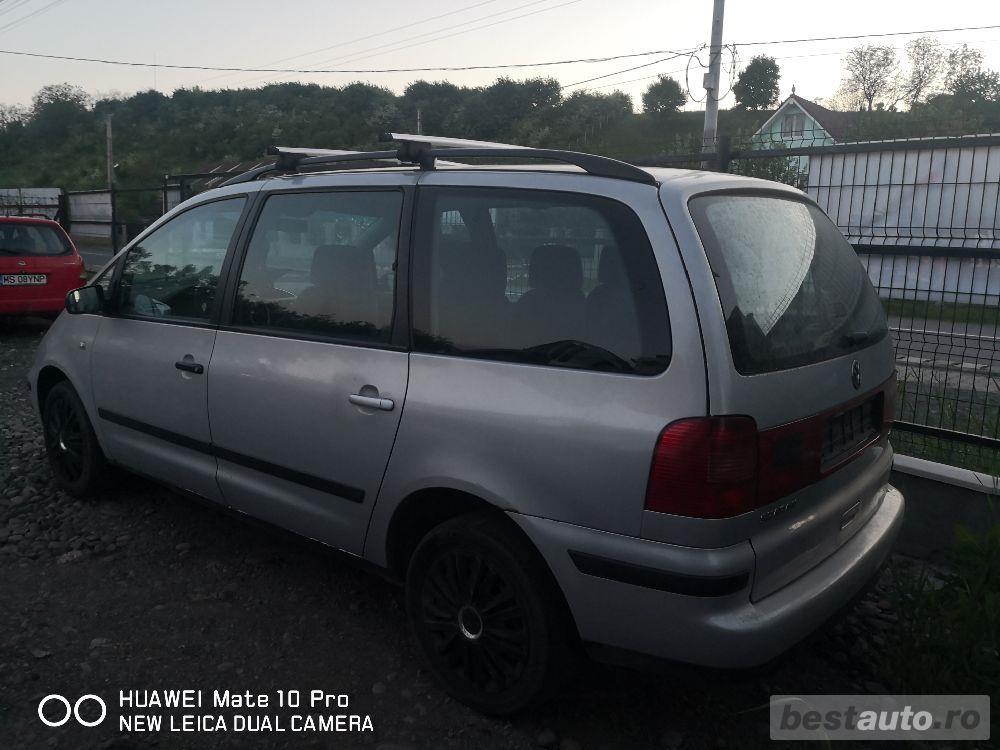 Dezmembrez vw sharan