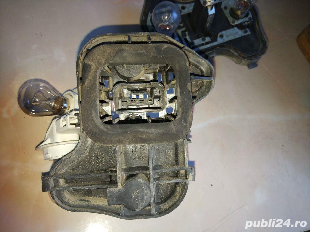 Set Soclu Lămpi STOP stanga+dreapta Vwlkswagen Golf 5