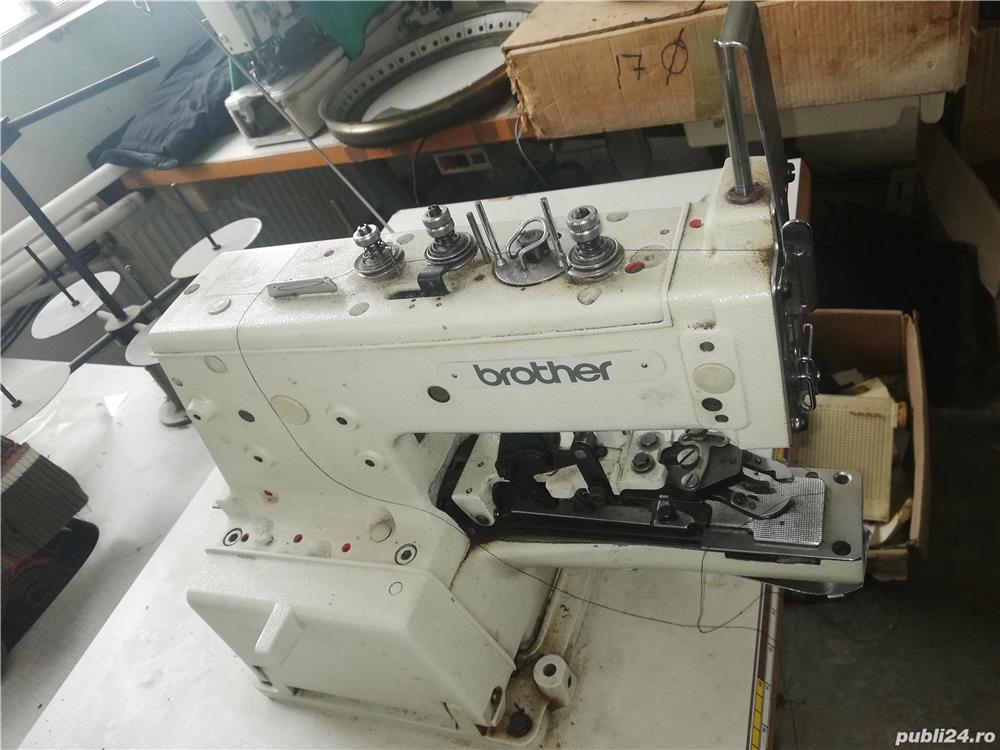 Mașina de cusut nasturi Brodher