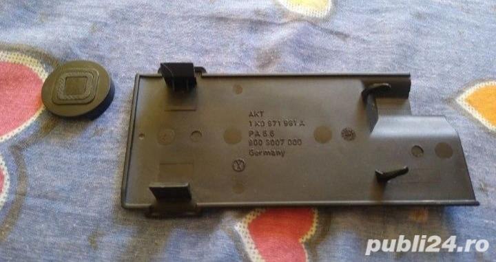 Capac original Volkswagen Passat pentru bord + ornament butoane