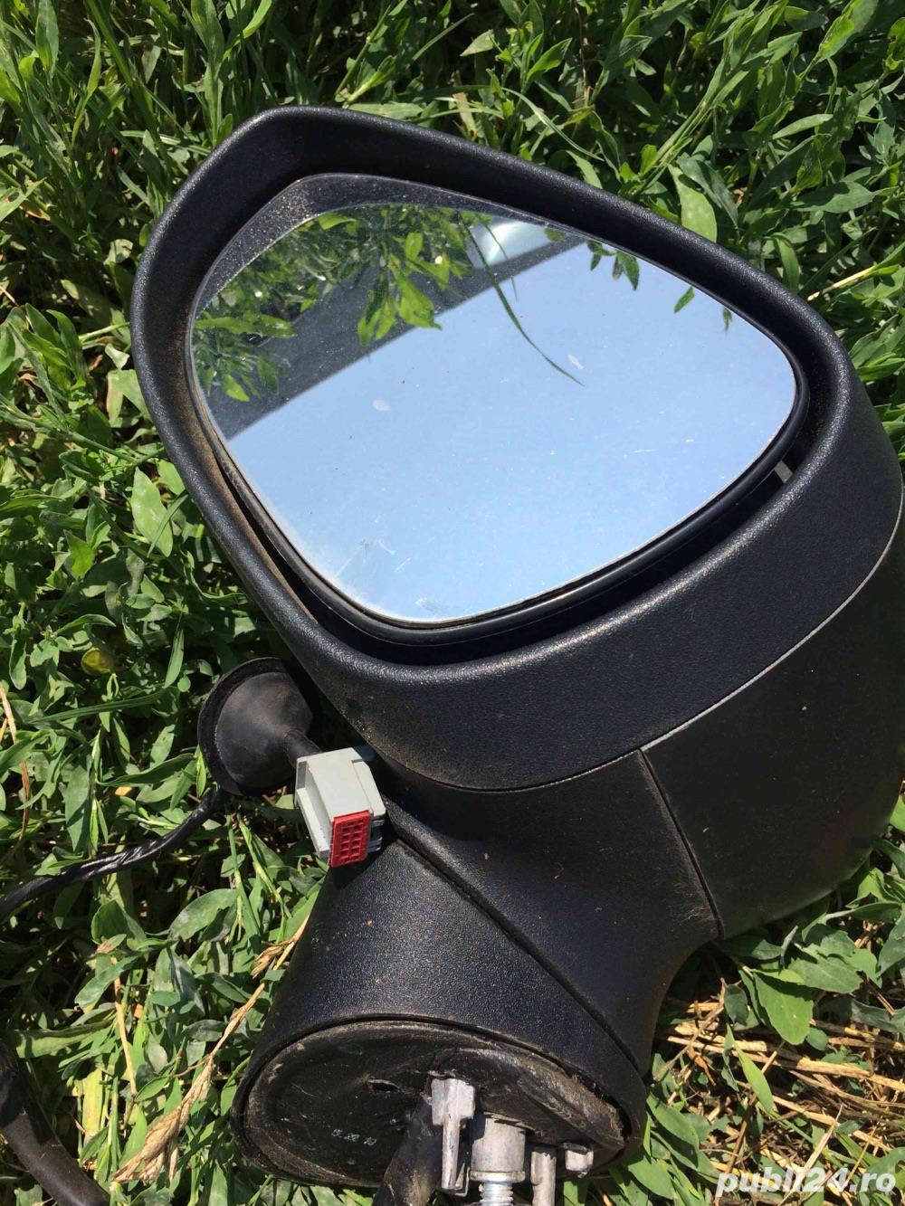 oglinda ford fiesta 2010