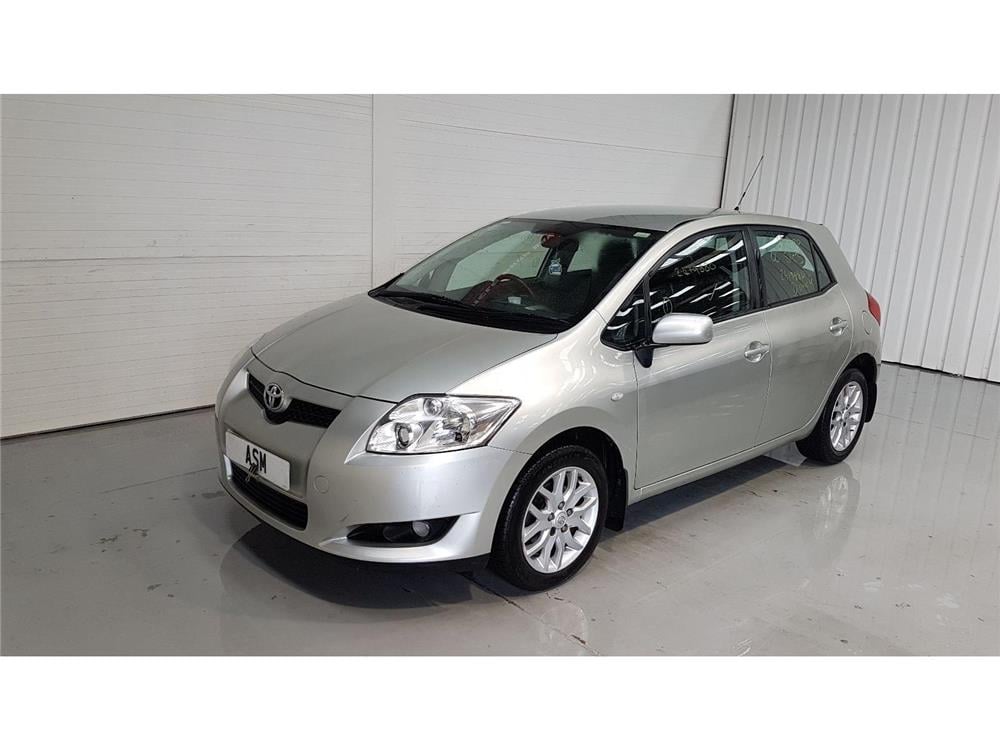 Dezmembrez Toyota Auris 2007 HATCHBACK 1.6i