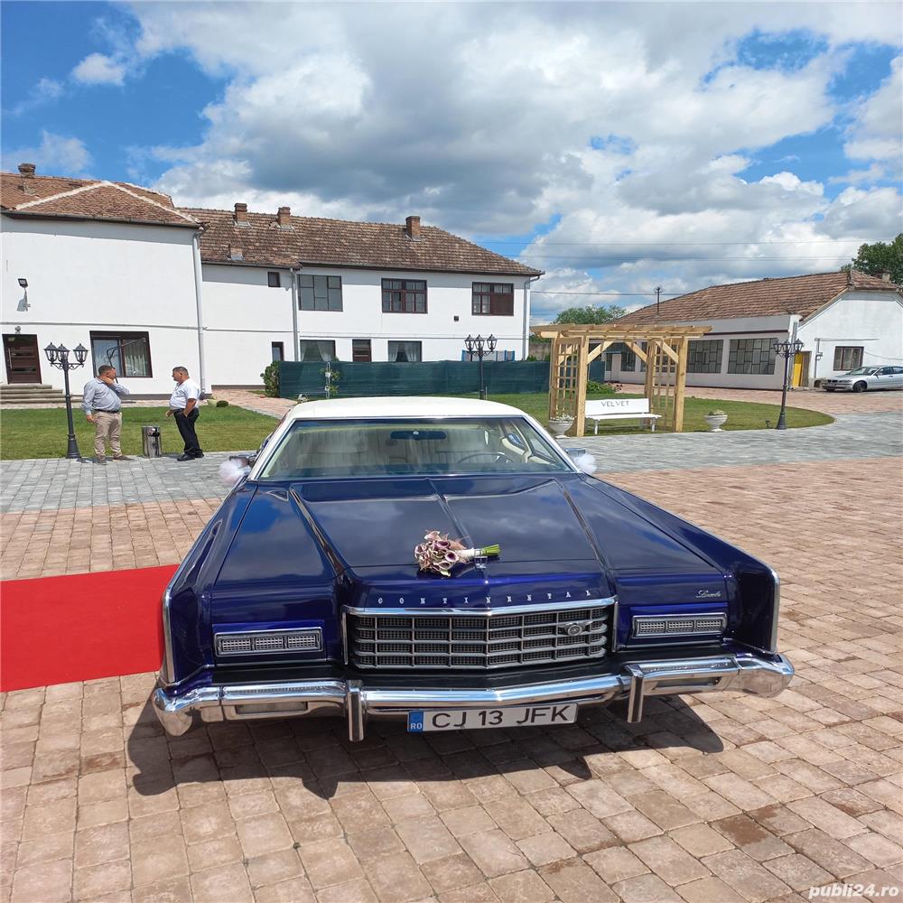 Limuzina vintage Excalibur epoca pentru evenimente nunti foto     