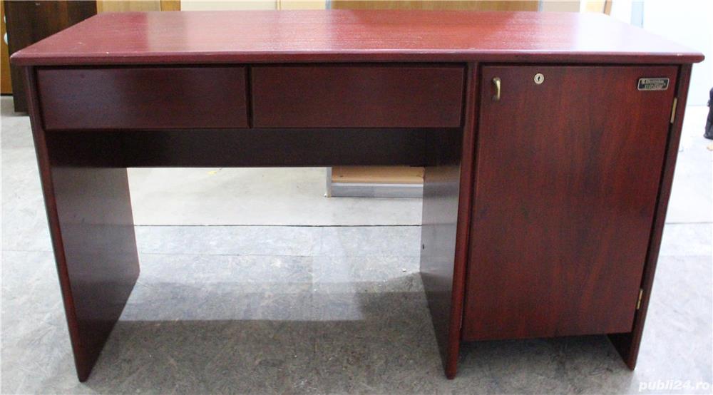 10 buc Birou cu usa si sertare; Masa cu blat 130x52 si spatiu minibar