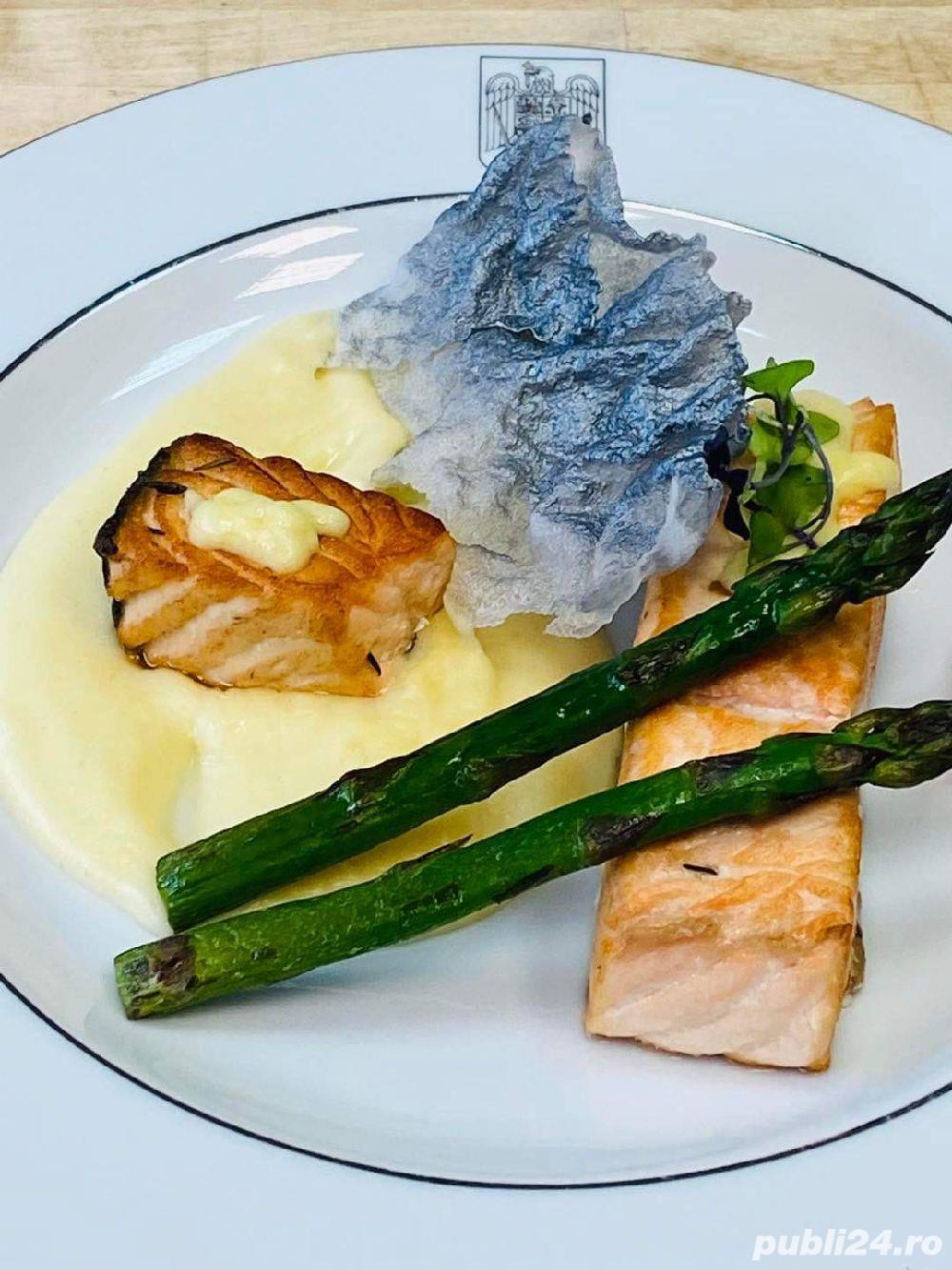 Ofer Servicii Bucatar