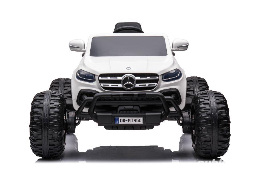 Masinuta electrica Mercedes X-Class Monster Truck este echipata PREMIUM